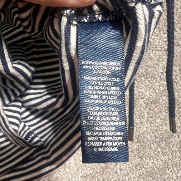 Chaps Woman’s Blue white Striped long sleeve blouse top Size Medium *flaw - Picture 4 of 9